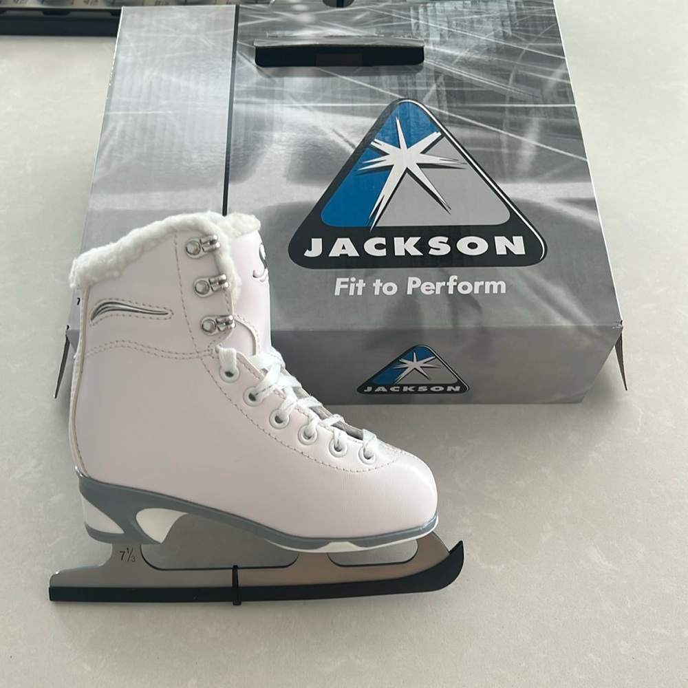 Brand new in box Jackson 180 kids figure skates